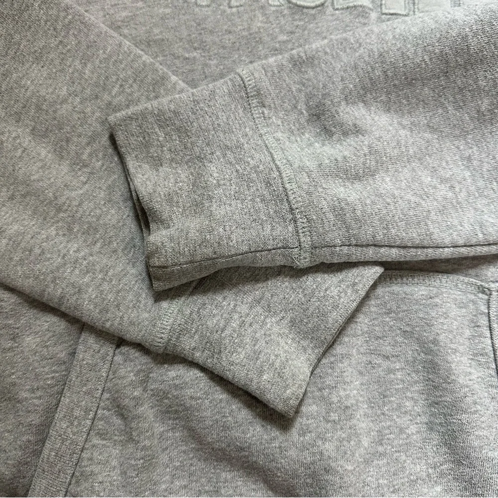 The‎ North Face Men’s Gray Hoodie Sweatshirt, Front Logo, Embroidered, Small